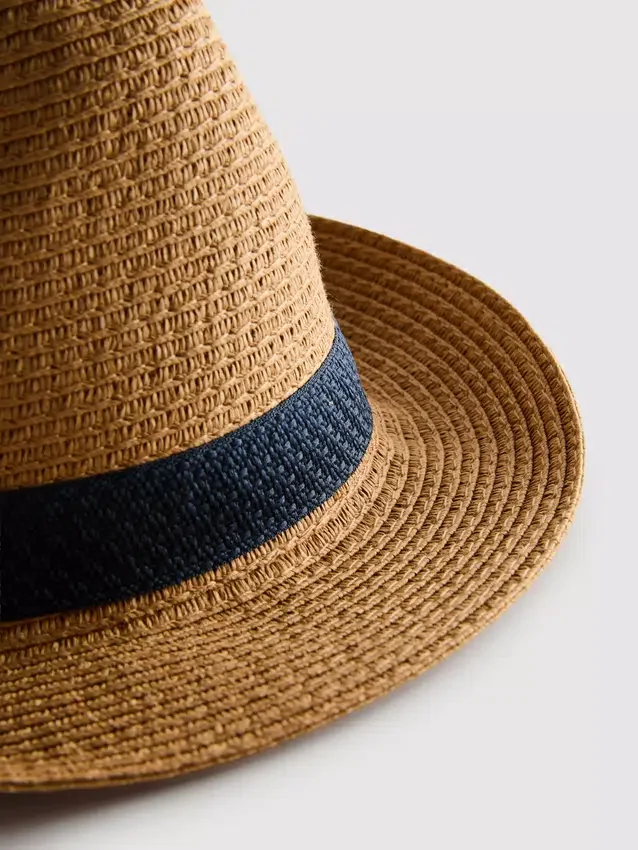 Sombrero trilby de paja