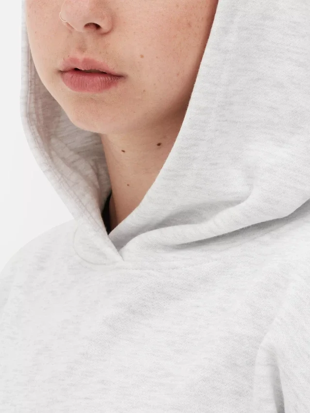Sudadera con capucha clásica