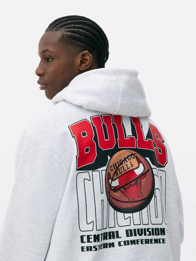 Sudadera con capucha con el logotipo de los Chicago Bulls de la NBA