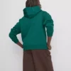 Sudadera con capucha de estilo deportivo y holgado