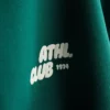 Sudadera con capucha de estilo deportivo y holgado