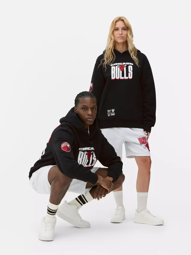 Sudadera con capucha de los Chicago Bulls de la NBA