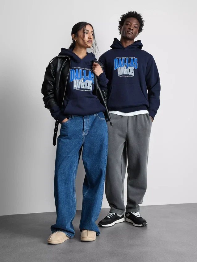 Sudadera con capucha de los Dallas Mavericks de la NBA