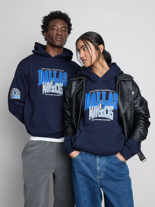 Sudadera con capucha de los Dallas Mavericks de la NBA