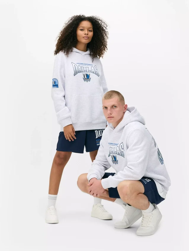 Sudadera con capucha de los Dallas Mavericks de la NBA