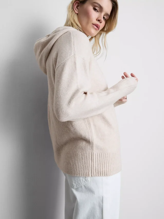 Sudadera con capucha de punto y cordón