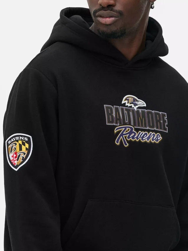 Sudadera con capucha estampada de los Baltimore Ravens de la NFL