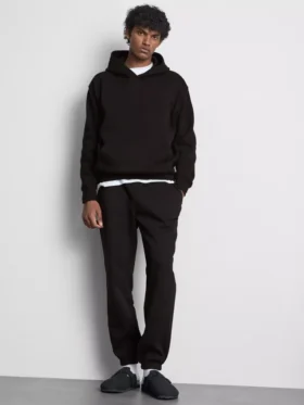 Sudadera con capucha oversize imprescindible