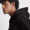 Sudadera con capucha oversize imprescindible