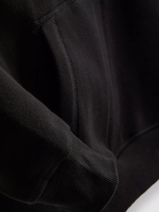 Sudadera con capucha oversize imprescindible