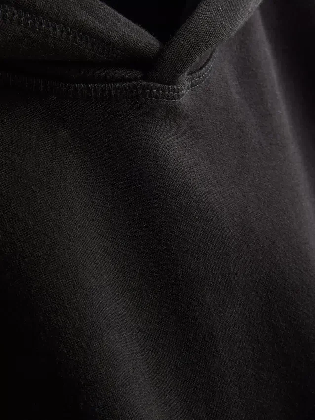 Sudadera con capucha oversize imprescindible