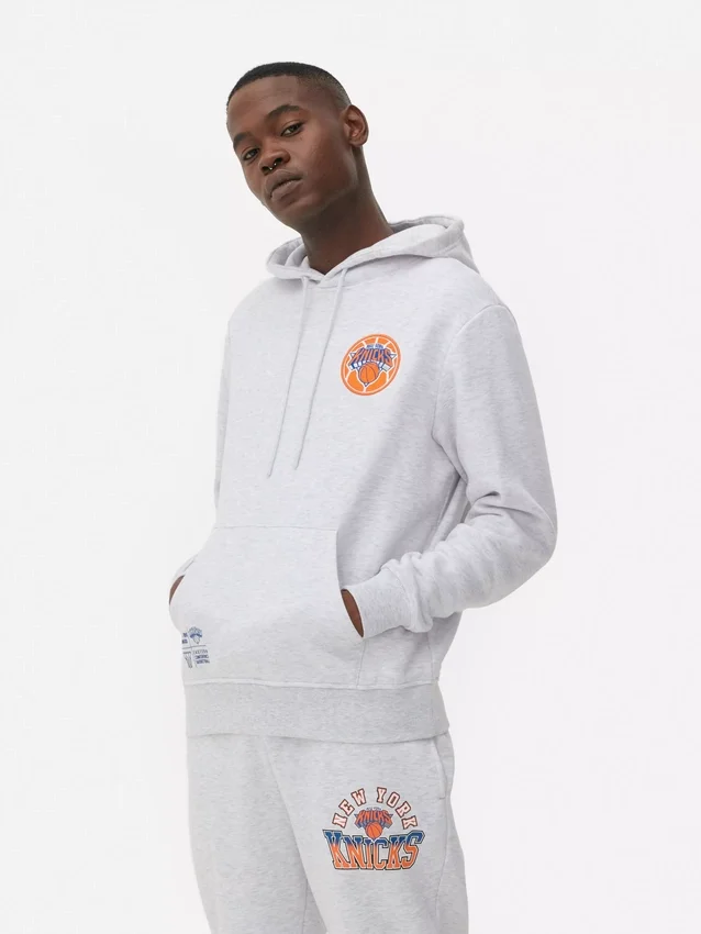 Sudadera con capucha y cordón de los New York Knicks de la NBA