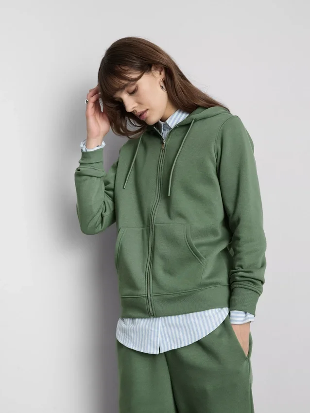 Sudadera con capucha y cremallera Essential