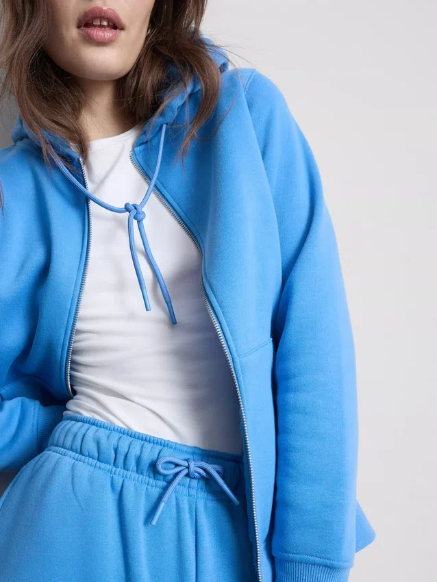 Sudadera con capucha y cremallera Essential