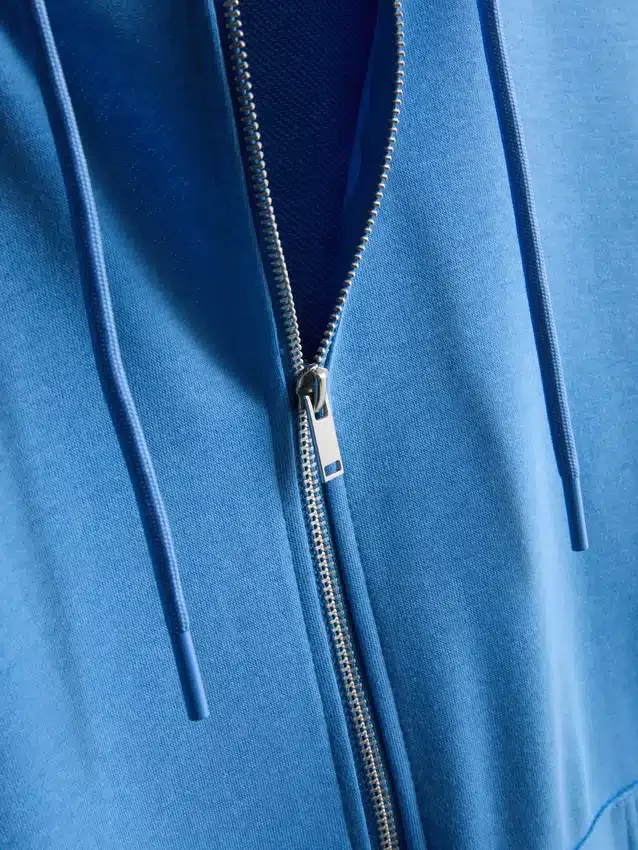 Sudadera con capucha y cremallera Essential