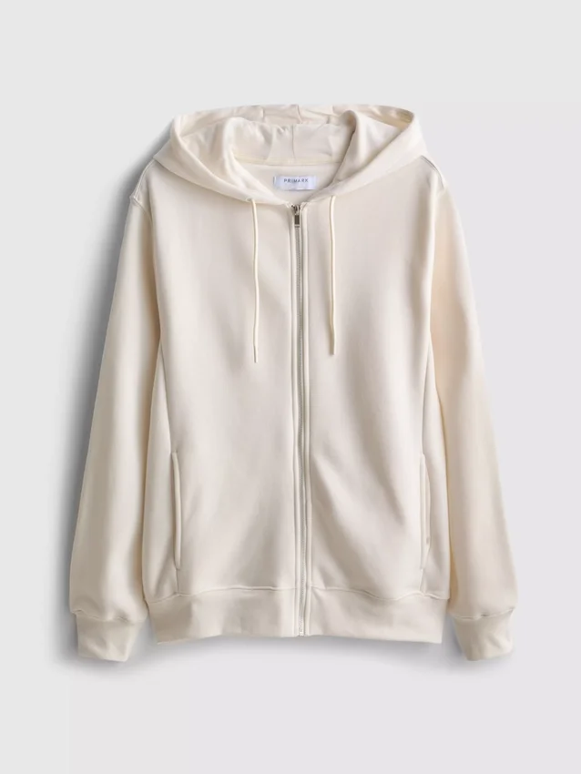 Sudadera con capucha y cremallera imprescindible