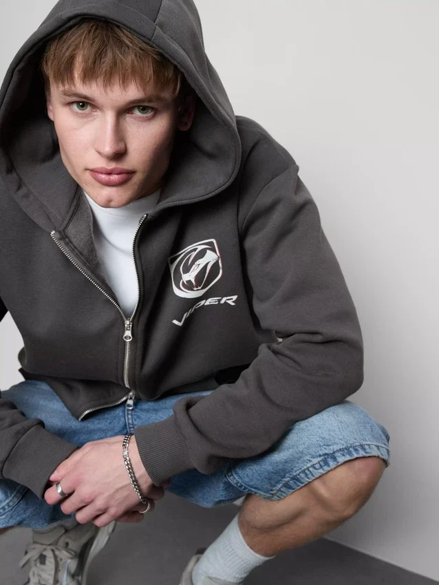 Sudadera con capucha y cremallera Viper