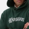 Sudadera con capucha y diseño de Boston