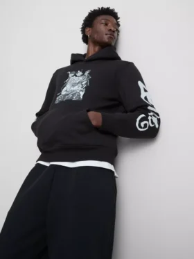 Sudadera con capucha y diseño de Gorillaz