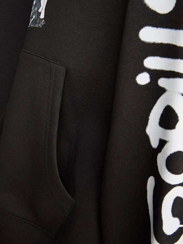 Sudadera con capucha y diseño de Gorillaz