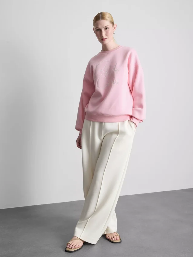 Sudadera con lema para el grupo de la novia