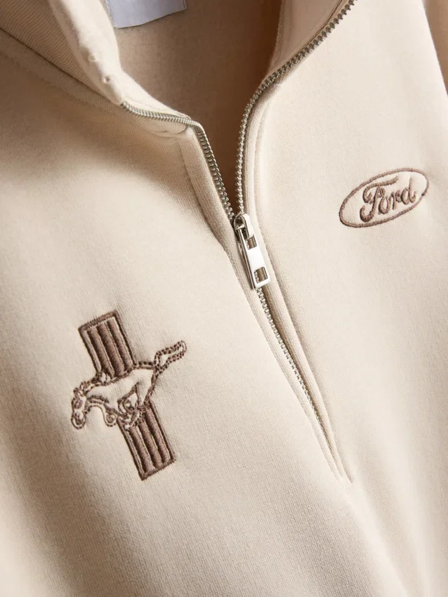 Sudadera con media cremallera Ford Mustang