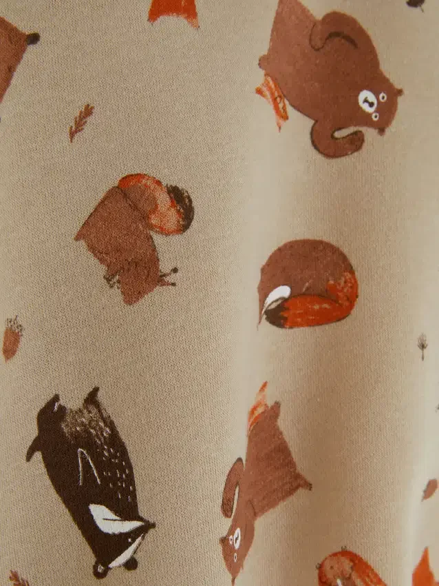 Sudadera de cuello redondo con animales del bosque