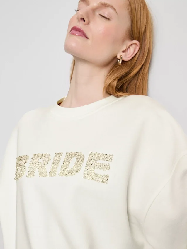 Sudadera nupcial bordada con lentejuelas