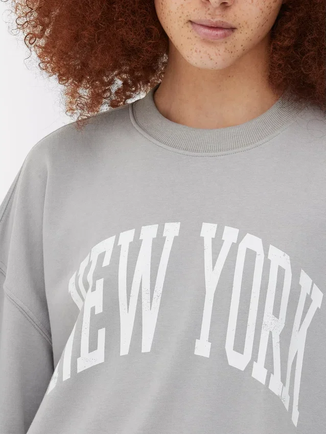 Sudadera oversize con estampado de Nueva York