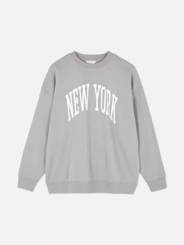 Sudadera oversize con estampado de Nueva York