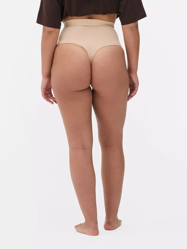 Tanga moldeadora sin costuras de cintura alta