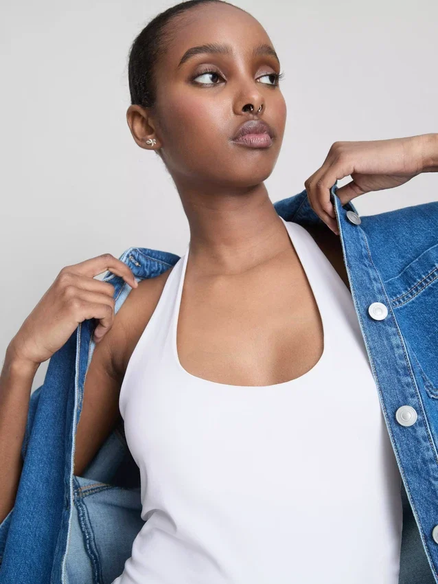 The Primark Scene | Top corto con cuello halter
