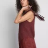 Top asimétrico de punto de Paula Echevarría