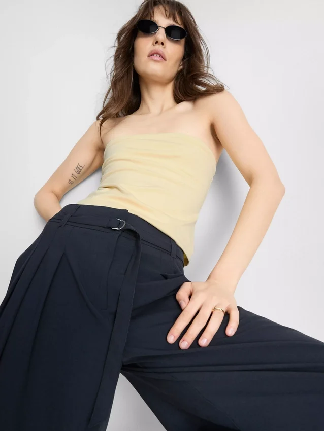 Top bandeau con alto contenido de algodón