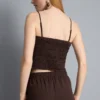 Top bandeau con dobladillo en forma de pañuelo