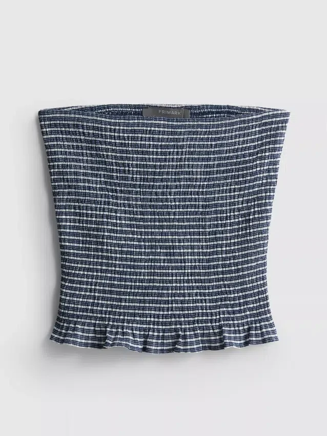 Top bandeau con volantes de cuadros vichy de Paula Echevarría
