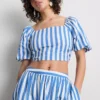 Top bardot de rayas con mangas abullonadas