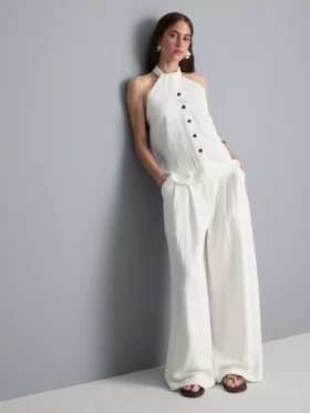 Top con cuello halter y botones, de textura
