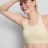Top corto de tirantes con un tacto suave como la mantequilla