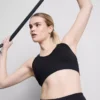Top corto deportivo sin costuras con espalda cruzada