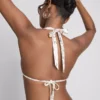 Top de bikini con cuello halter y estampado de bandana