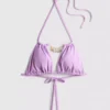 Top de bikini triangular con detalle de cadena