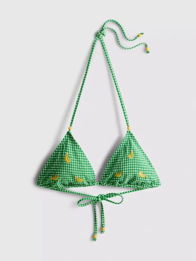 Top de bikini triangular con estampado de cuadros vichy y plátano