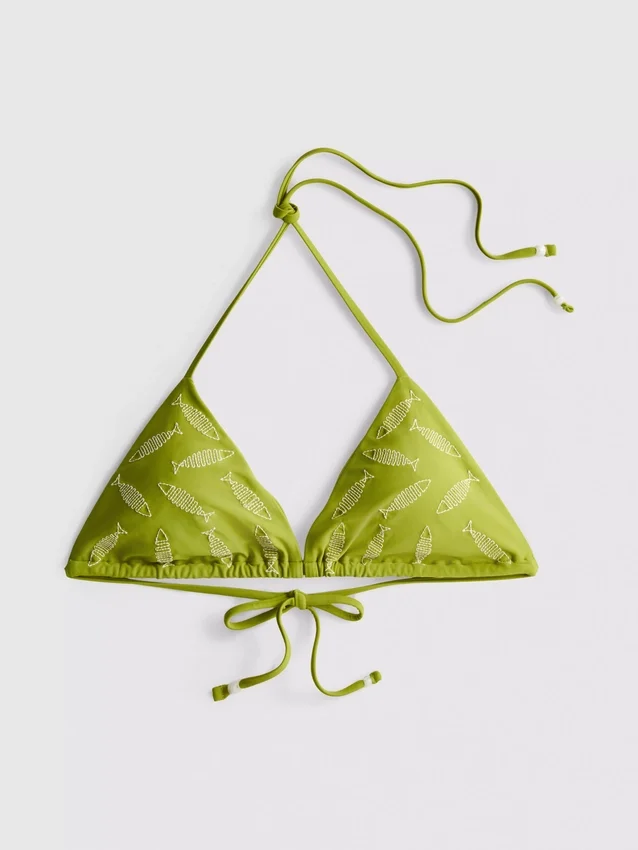Top de bikini triangular con peces bordados
