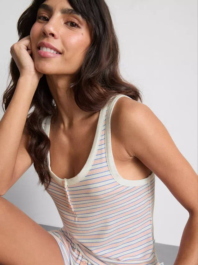 Top de pijama a rayas con canalé