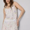 Top de pijama tipo camisola con estampado floral