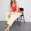 Top tipo camisola con textura y ventilación