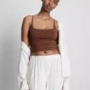 Top tipo camisola corto sin costuras