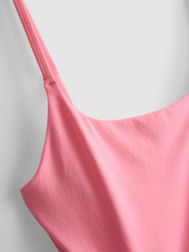 Top tipo camisola corto sin costuras