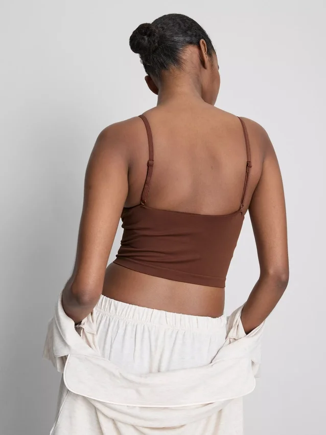 Top tipo camisola corto sin costuras